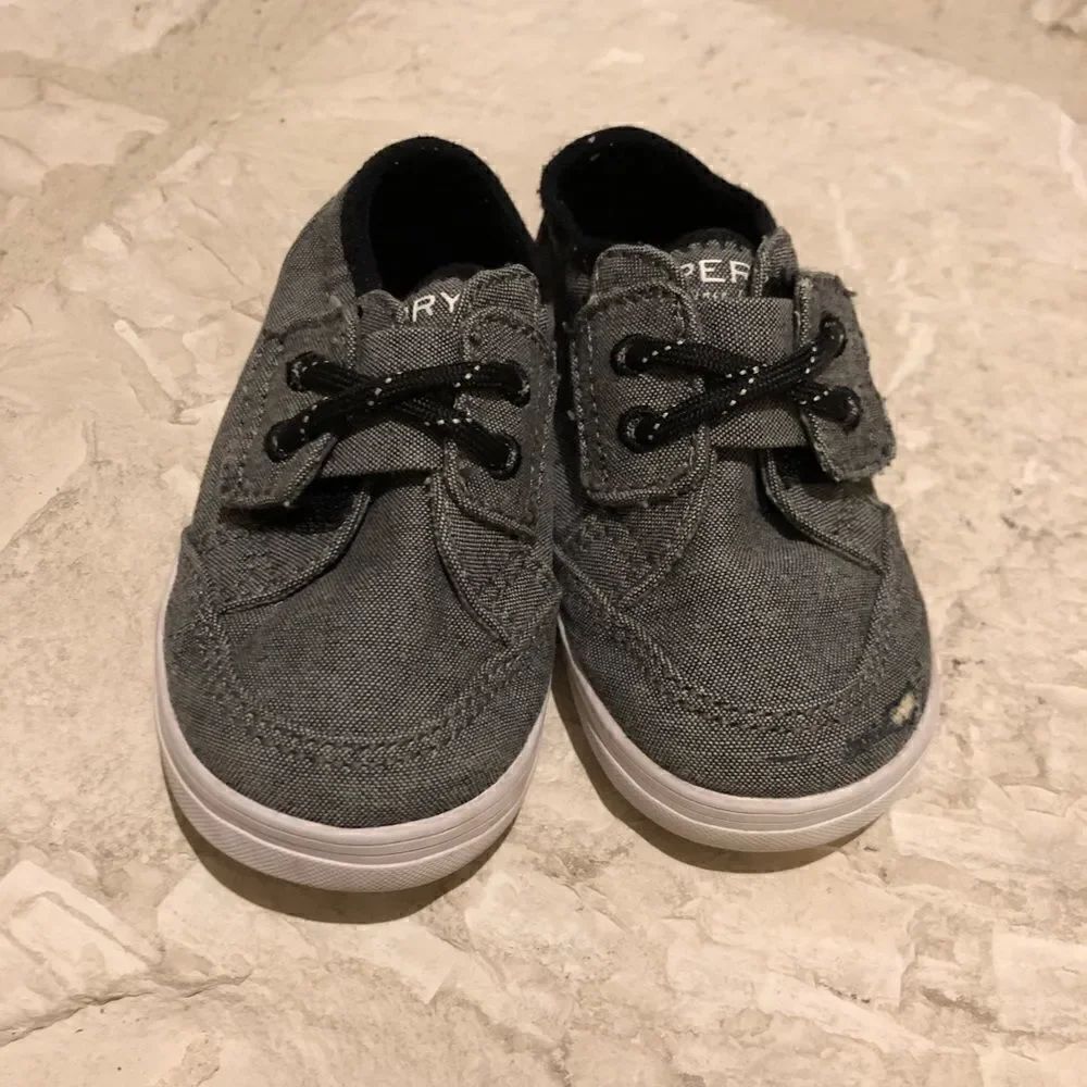 Sperry denim deckfin top siders sz 4